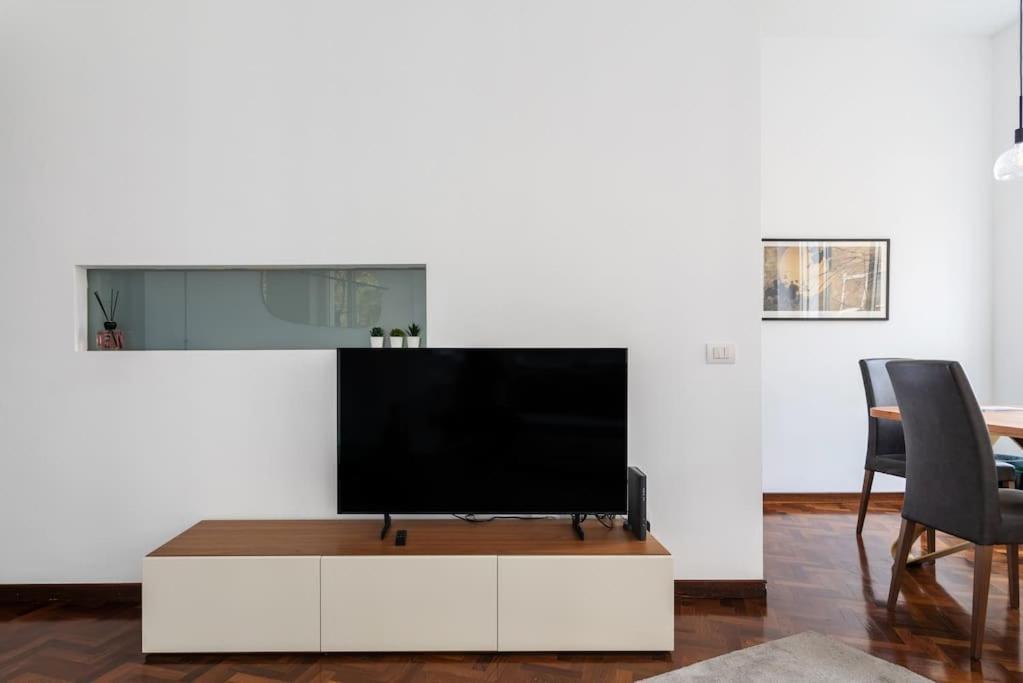Orazio Flexyrent Apartment ميلان المظهر الخارجي الصورة